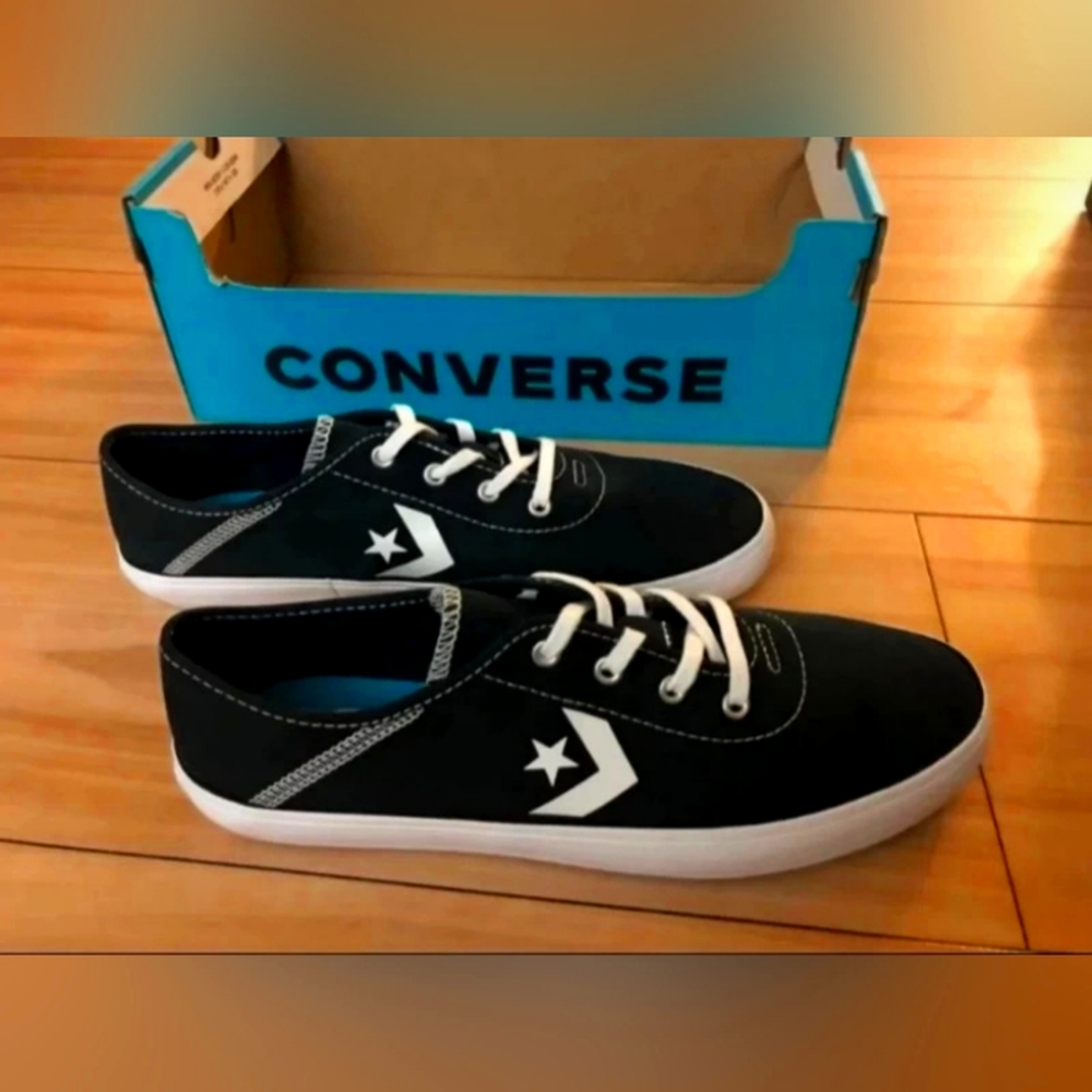 New Black Converse Size 9 Womens Sneakers